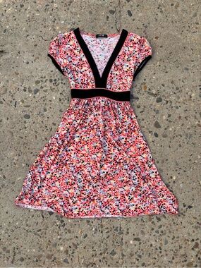 JFW Colorful Babydoll A-Line Stretch Wrap Tie Dress Black V-Neck Size M